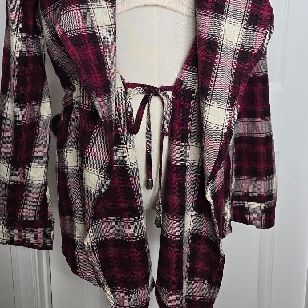 Wild Blue Sadie Robertson Red Plaid Cardigan Completer Shirt Top Sz S - Picture 9 of 16